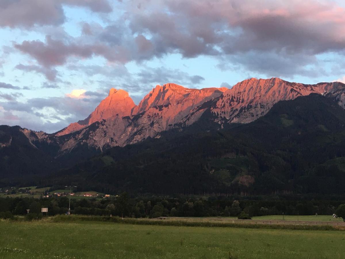 Bed and Breakfast Wengerwirt Zur Laube Weng im Gesause Esterno foto